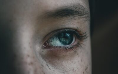 Méthode 20-20-20 : une astuce simple pour soulager vos yeux devant les écrans