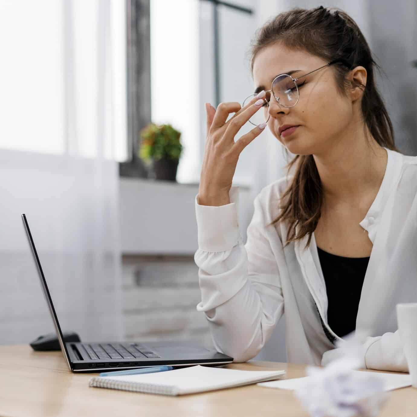 Bol de légumes verts pour des yeux en bonne santé